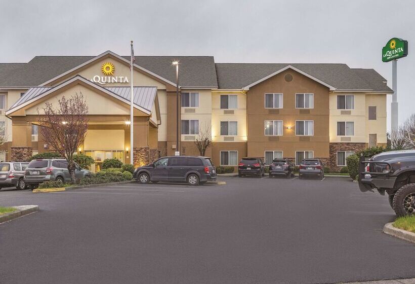 هتل La Quinta Inn & Suites By Wyndham Central Point  Medford