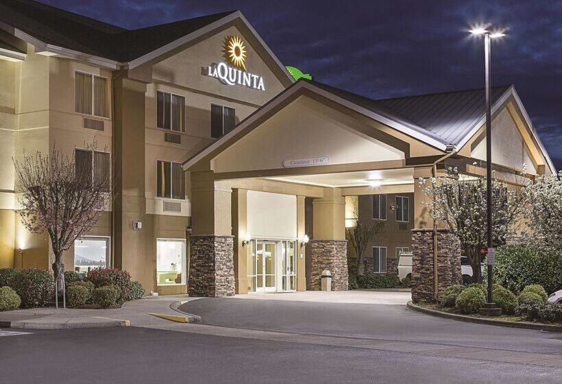 هتل La Quinta Inn & Suites By Wyndham Central Point  Medford