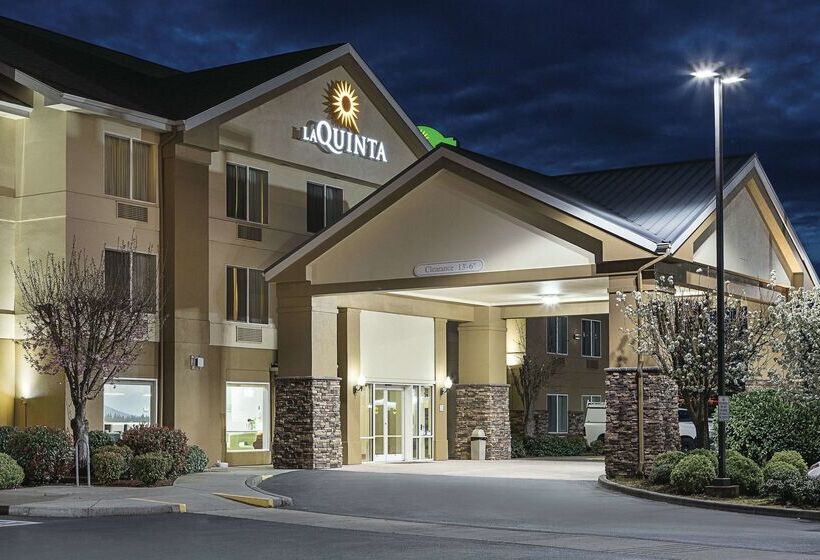 هتل La Quinta Inn & Suites By Wyndham Central Point  Medford