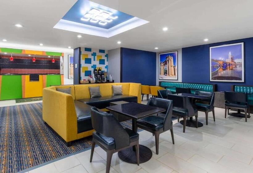 호텔 La Quinta By Wyndham Columbus West   Hilliard