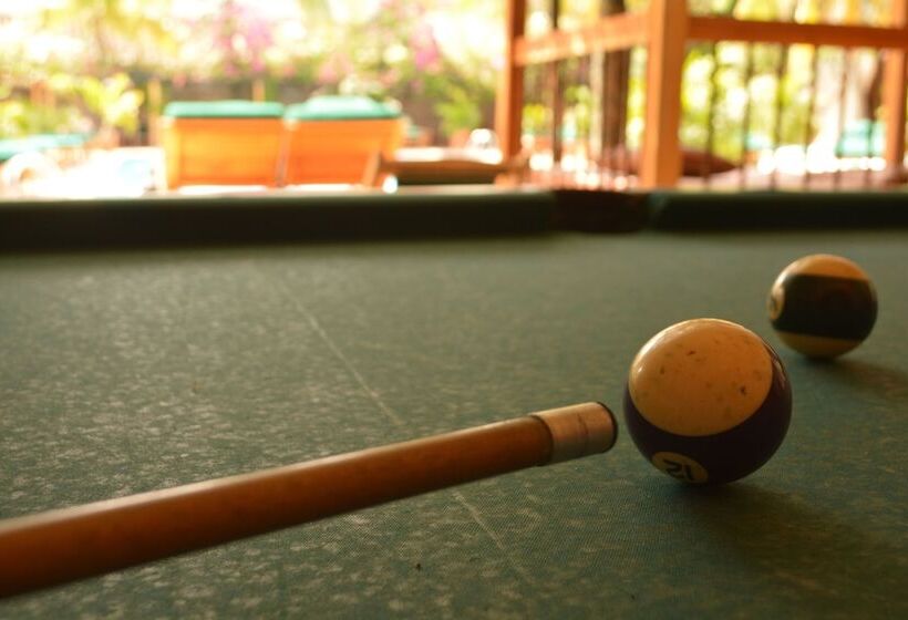 호텔 Mariscal Robledo