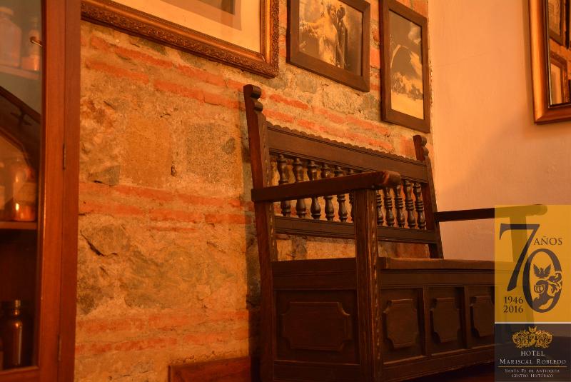 호텔 Mariscal Robledo