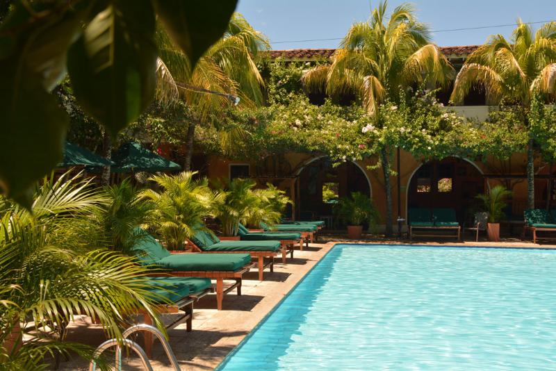 호텔 Mariscal Robledo