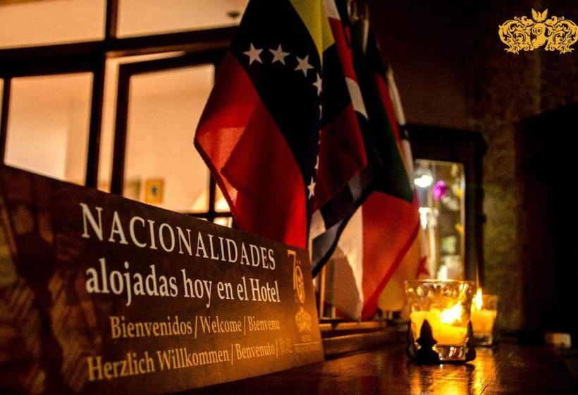 호텔 Mariscal Robledo