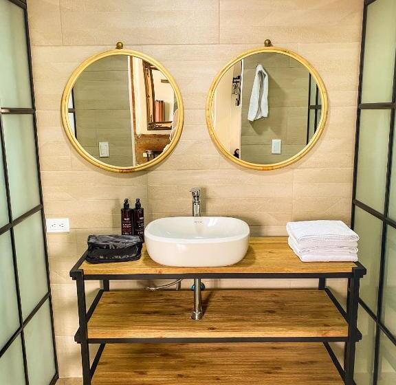 호텔 Mariscal Robledo