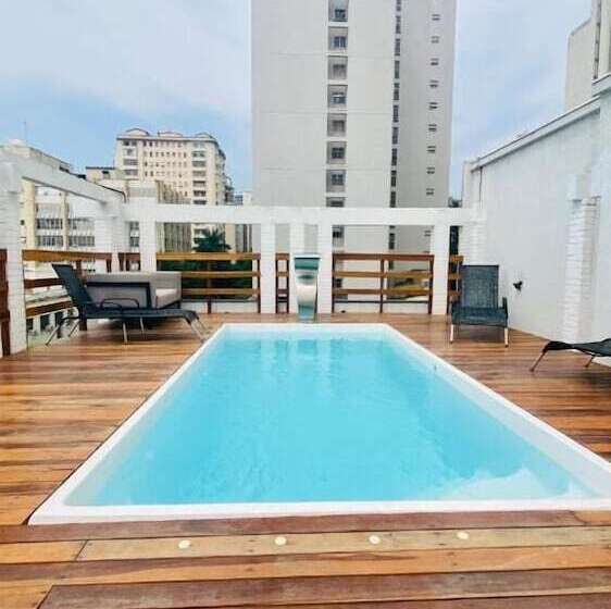 Отель Metropole