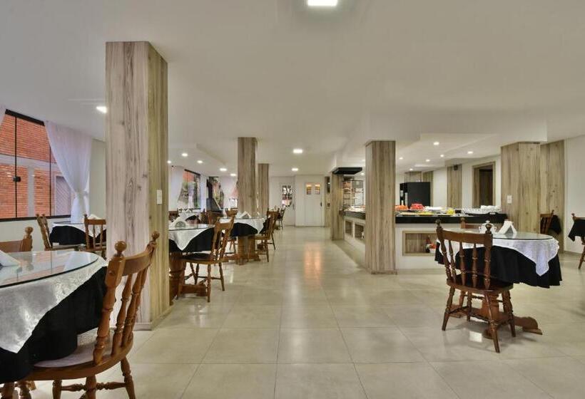 Отель Pequeno Bosque