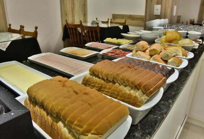 Отель Pequeno Bosque