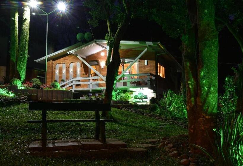 Отель Pequeno Bosque