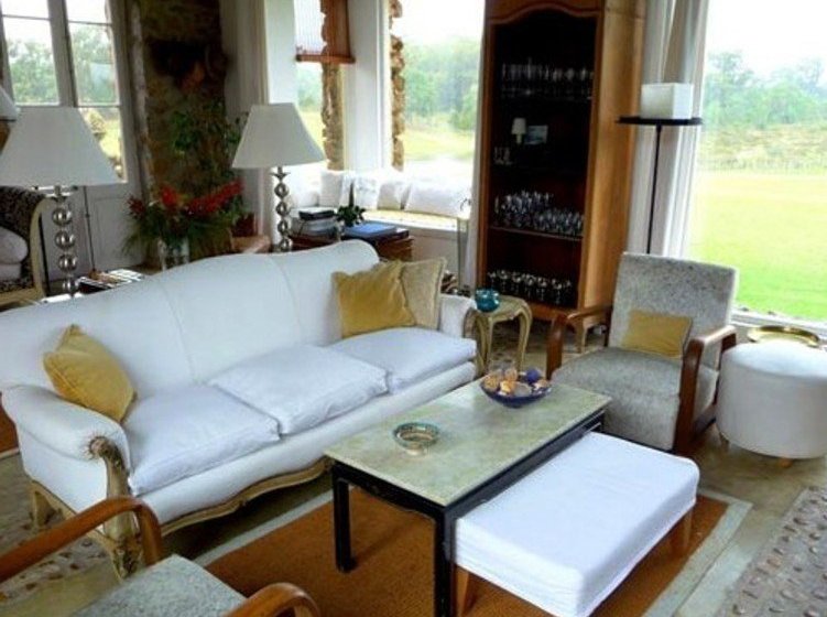 فندق Posada De Piedra