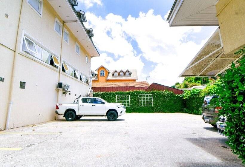 酒店 Velinn Pousada Chateau Do Luar