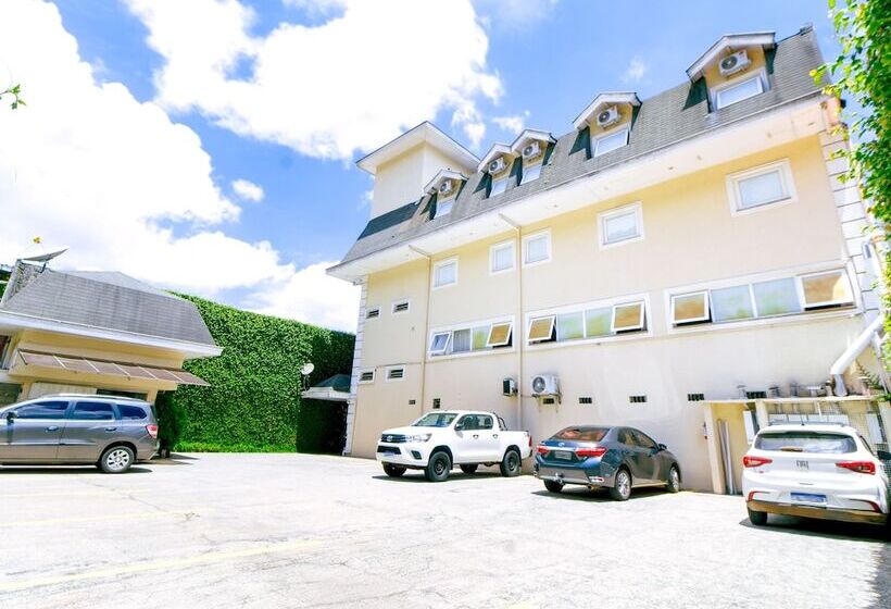 酒店 Velinn Pousada Chateau Do Luar