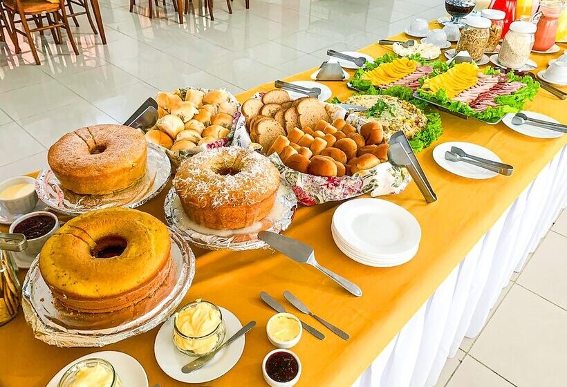 酒店 Velinn Pousada Chateau Do Luar