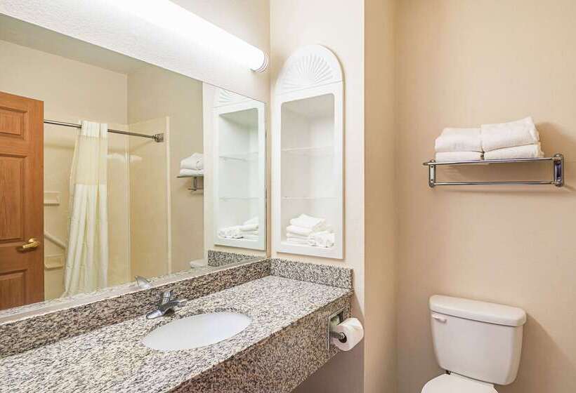 فندق Quality Inn & Suites