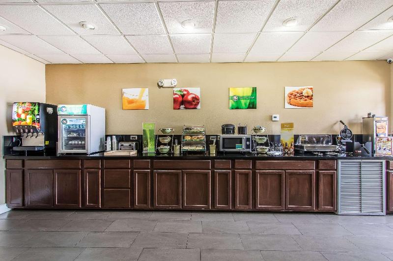 فندق Quality Suites New Iberia