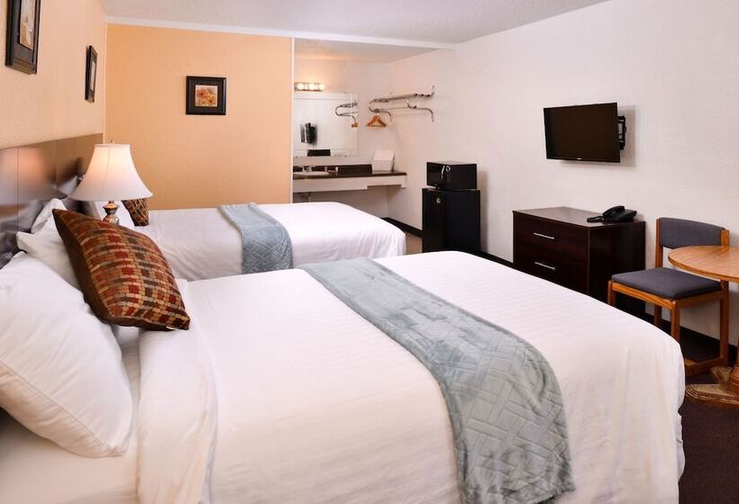 فندق Red Carpet Inn Battleboro