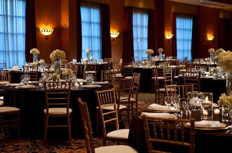 Renaissance Tulsa Hotel & Convention Center