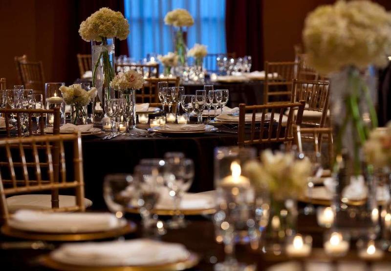 Renaissance Tulsa Hotel & Convention Center