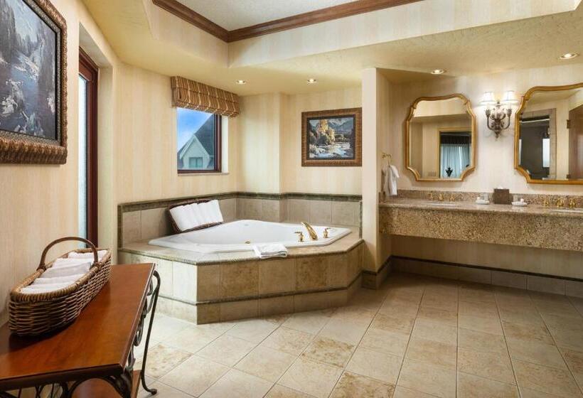 Renaissance Tulsa Hotel & Convention Center