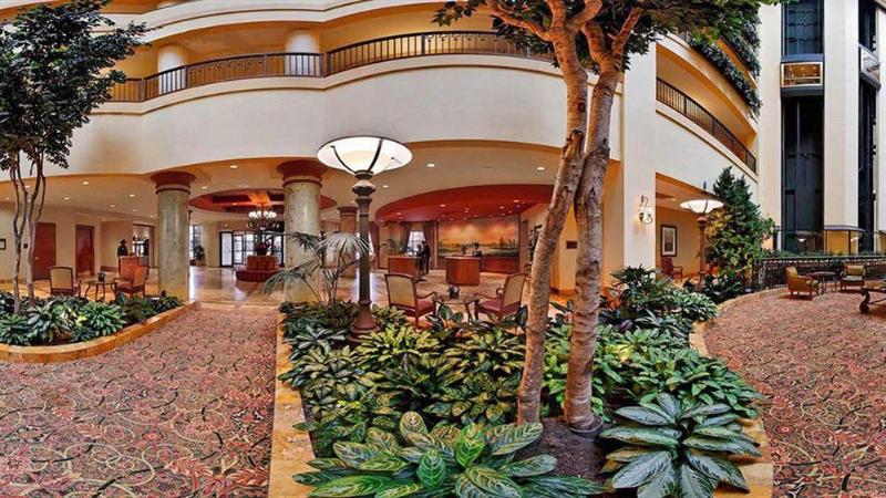 Renaissance Tulsa Hotel & Convention Center