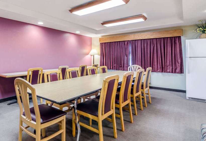 فندق Rodeway Inn