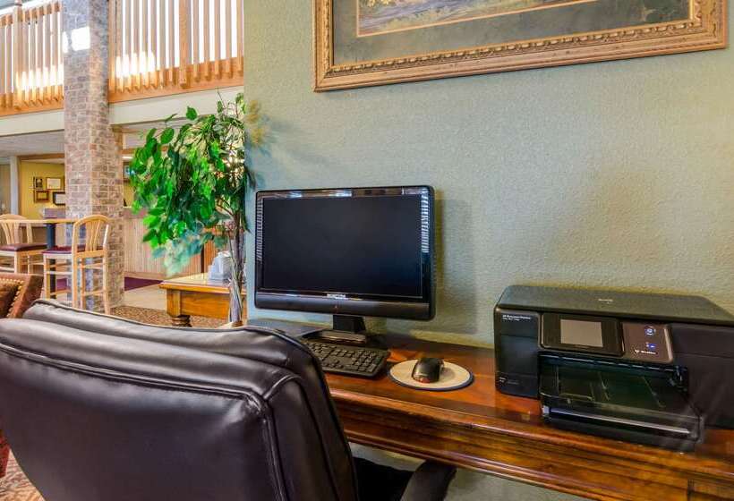 فندق Rodeway Inn