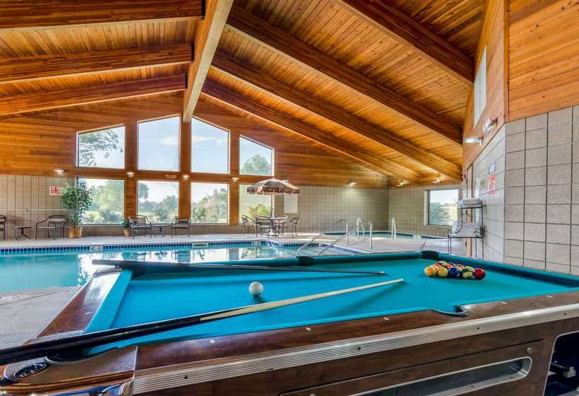 فندق Rodeway Inn