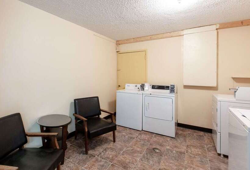 فندق Rodeway Inn Sergeant Bluff  Sioux City