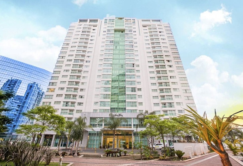 בית מלון כפרי Saint Moritz Hplus Express