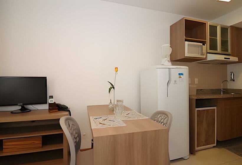 호텔 Saint Moritz Hplus Express