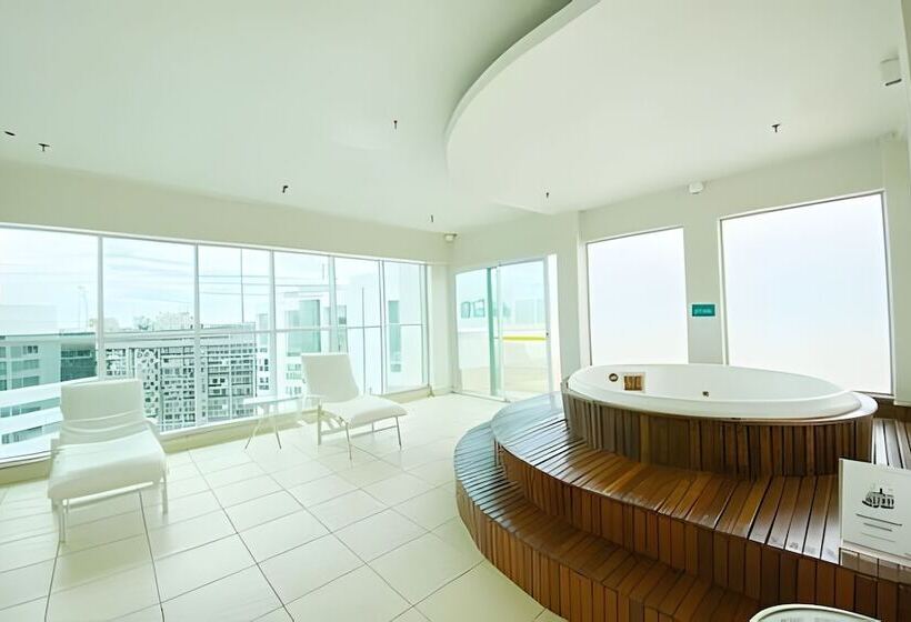 호텔 Saint Moritz Hplus Express