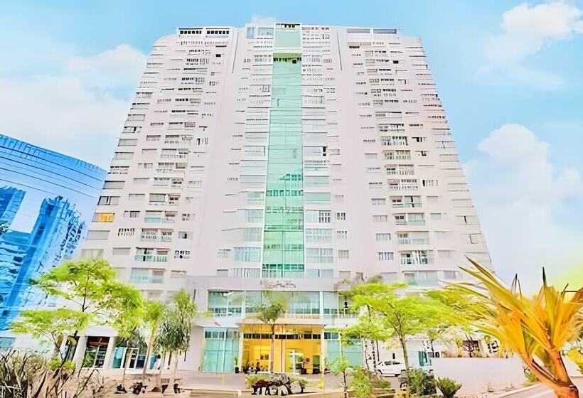 호텔 Saint Moritz Hplus Express