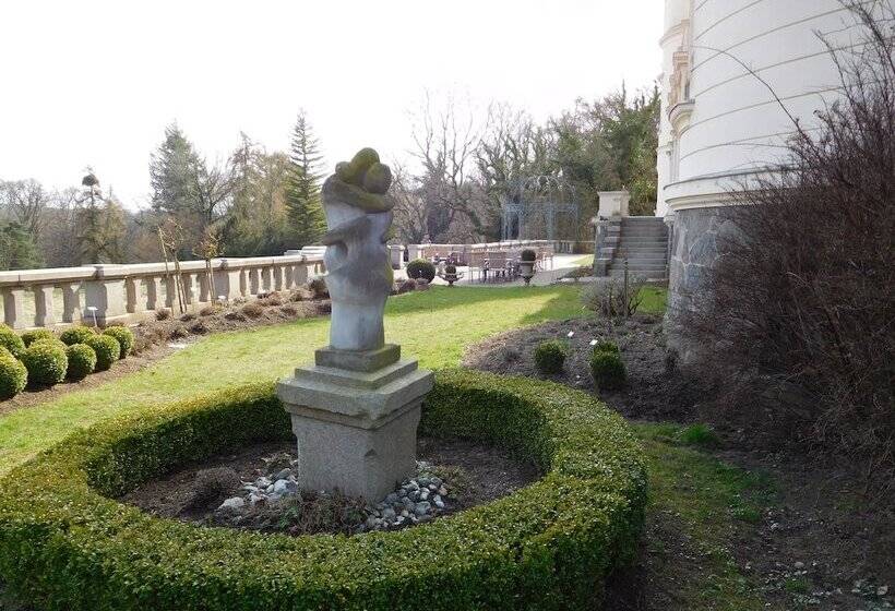 Schlosshotel Ralswiek