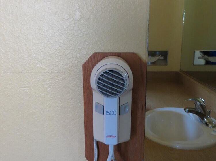 فندق Scottish Inn Winnemucca