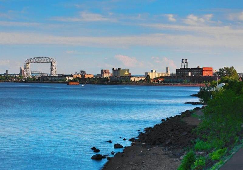 酒店 Sheraton Duluth