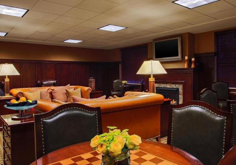 酒店 Sheraton Duluth