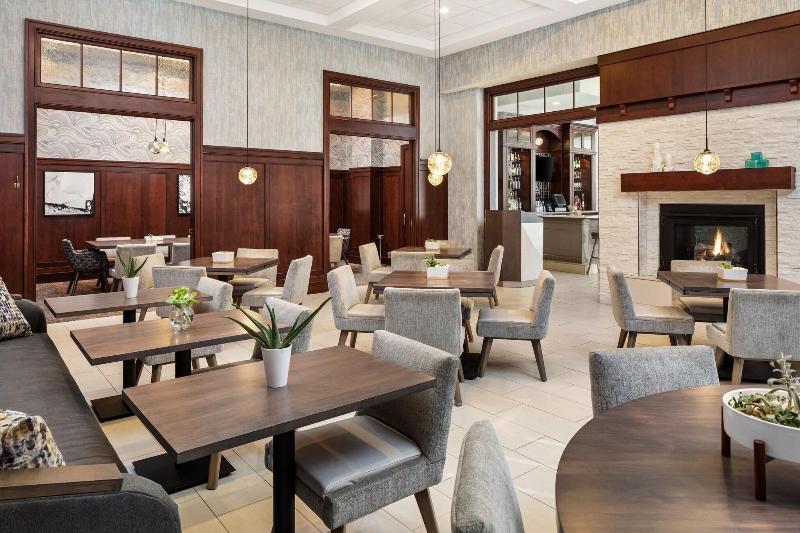 هتل Sheraton Duluth