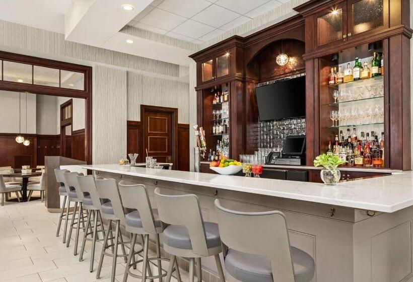 هتل Sheraton Duluth