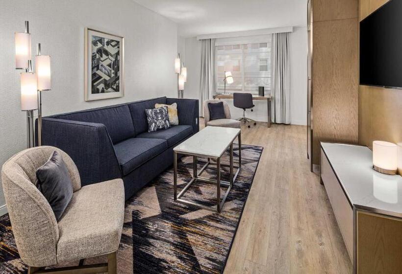 酒店 Sheraton Duluth