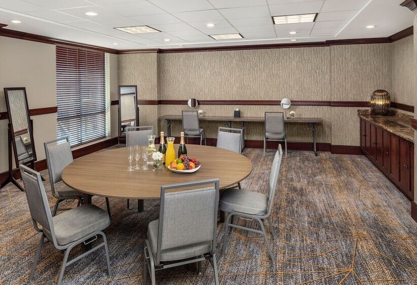 酒店 Sheraton Duluth