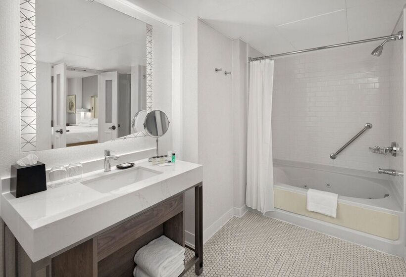 בית מלון כפרי Sheraton Duluth