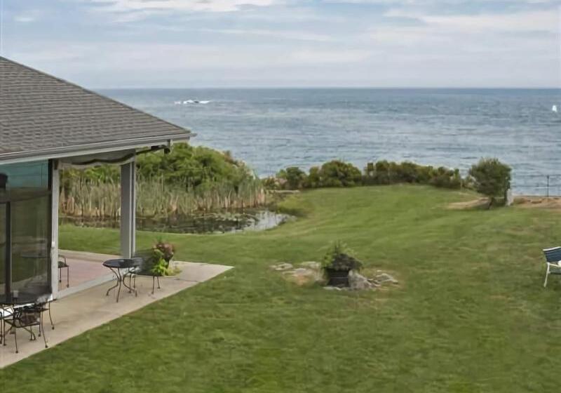 酒店 Stage Neck Inn