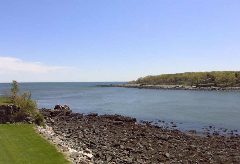 酒店 Stage Neck Inn