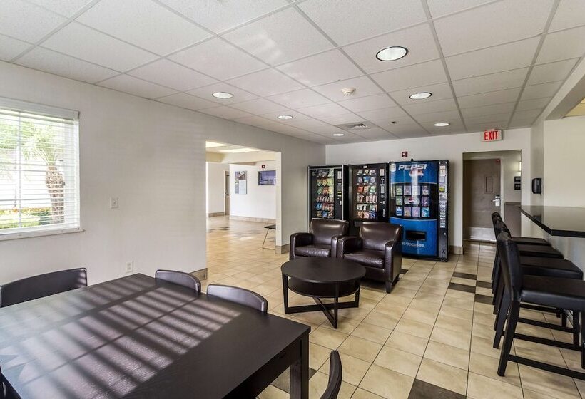 בית מלון כפרי Studio 6mcallen, Tx