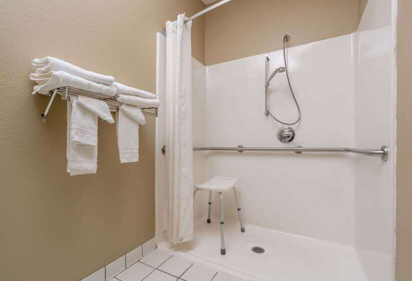 فندق Super 8 By Wyndham Beresford