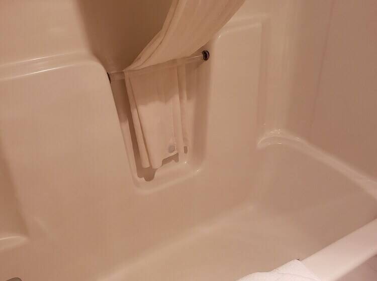 فندق Super 8 By Wyndham Chariton