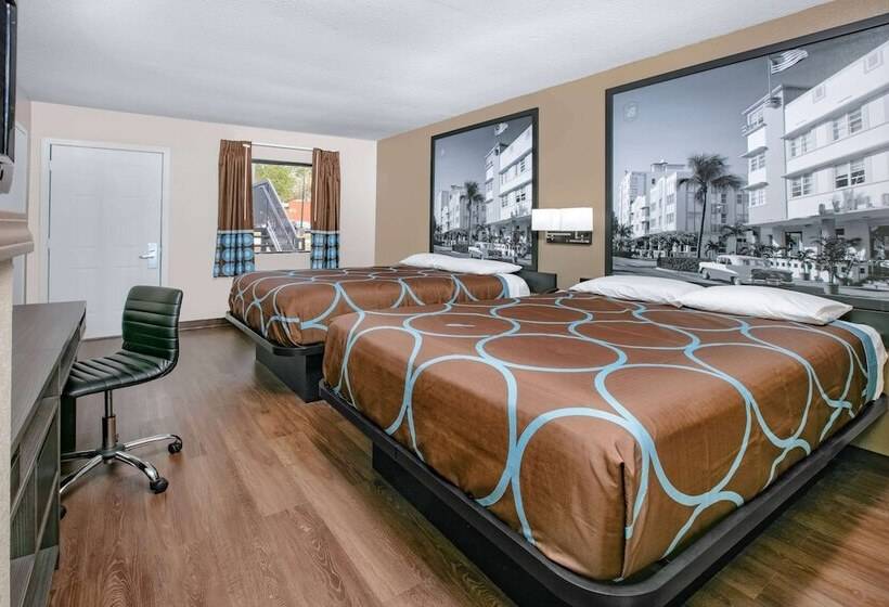 בית מלון כפרי Super 8 By Wyndham Moss Point