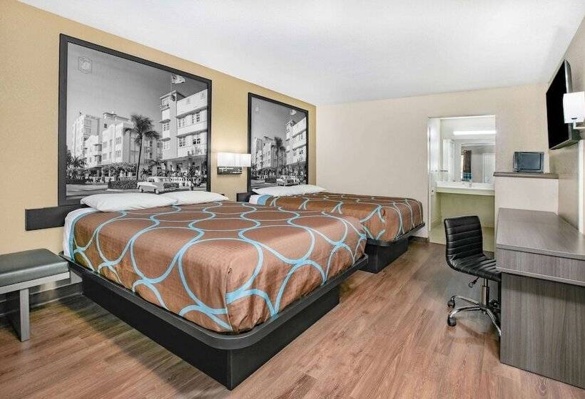 בית מלון כפרי Super 8 By Wyndham Moss Point