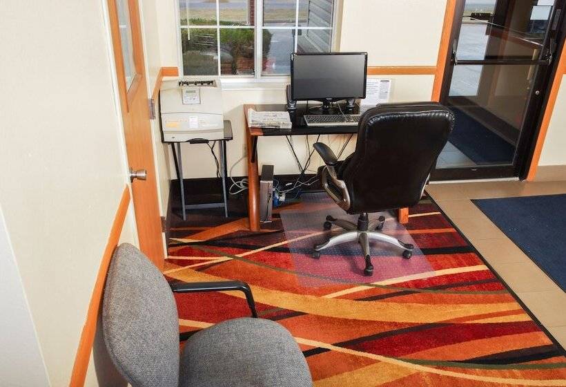 호텔 Dutch Inn And Suites