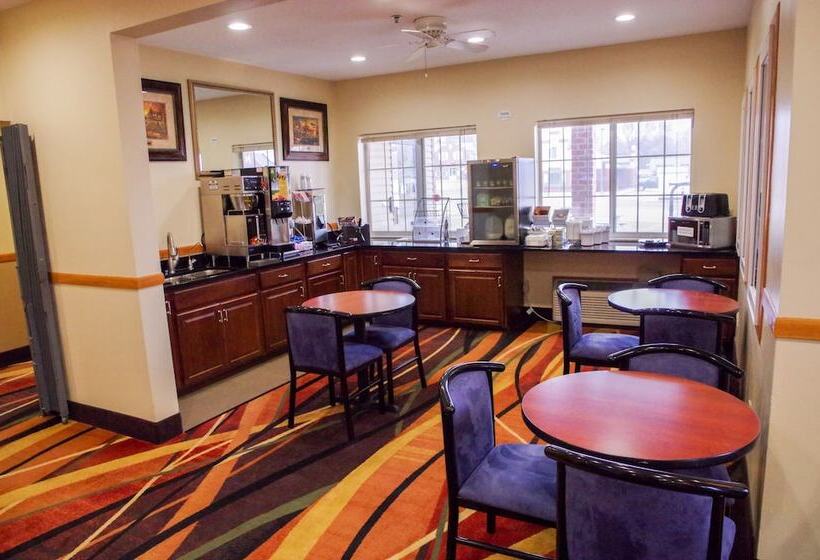 호텔 Dutch Inn And Suites